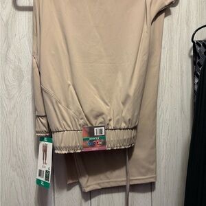 32 Degrees Beige Cropped Pants